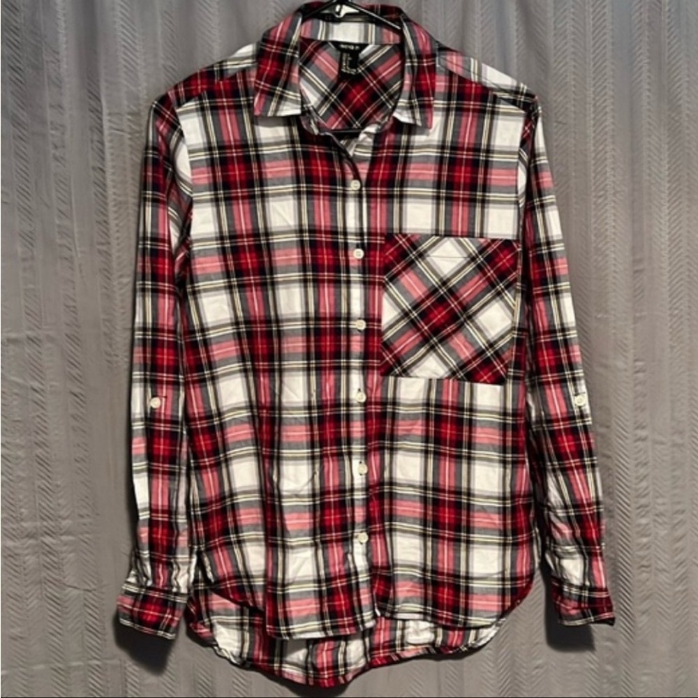 Forever 21 Plaid Button Down Shirt